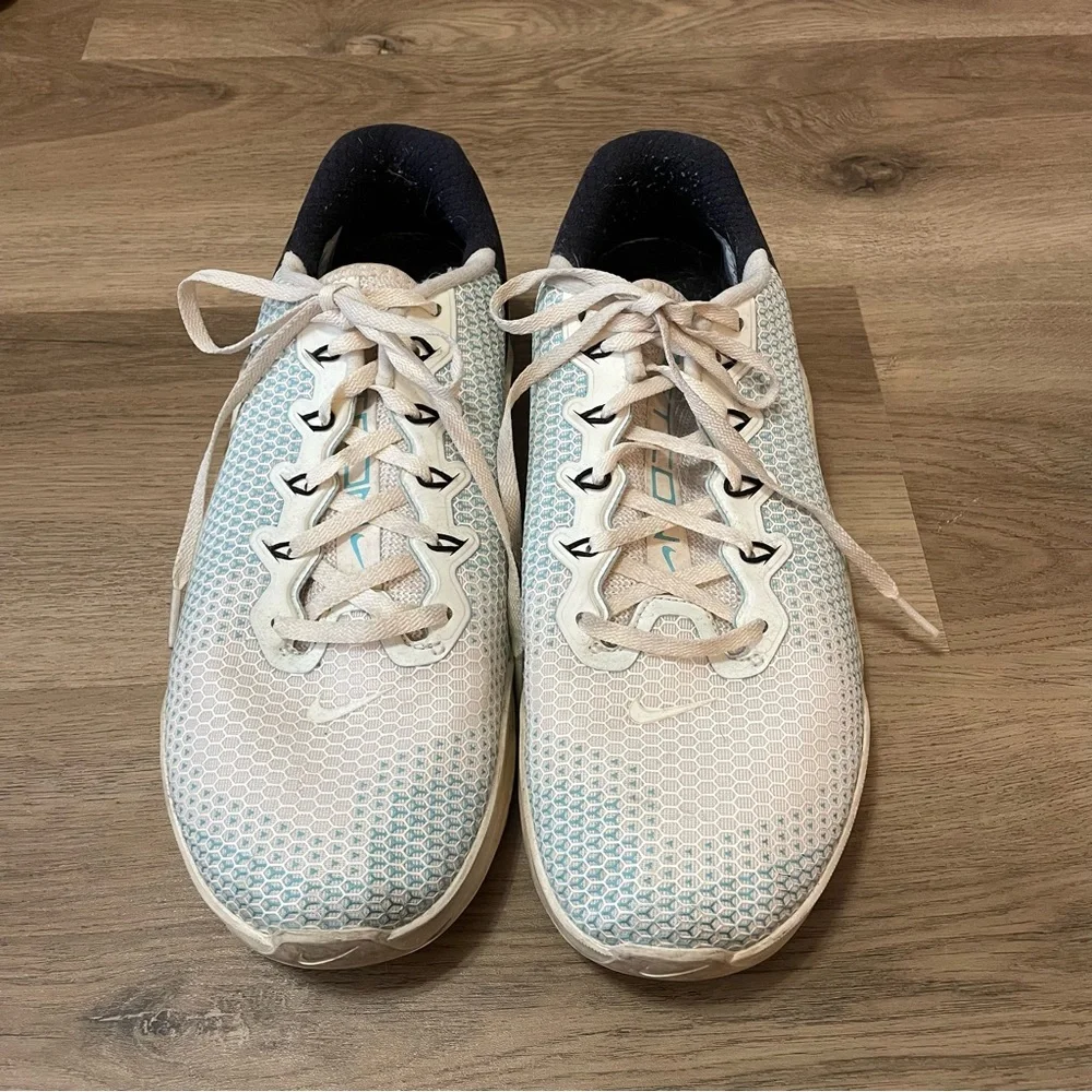nike lifting shoes